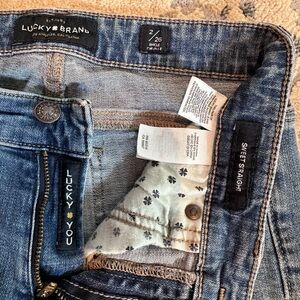 Lucky Brand Sweet Straight Jeans 2/26A